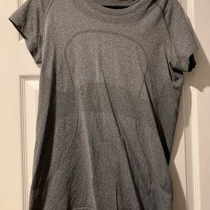 lululemon swiftly short sleeve size 12